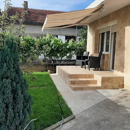 Nikolic 2 * Leskovac (Jablanica)